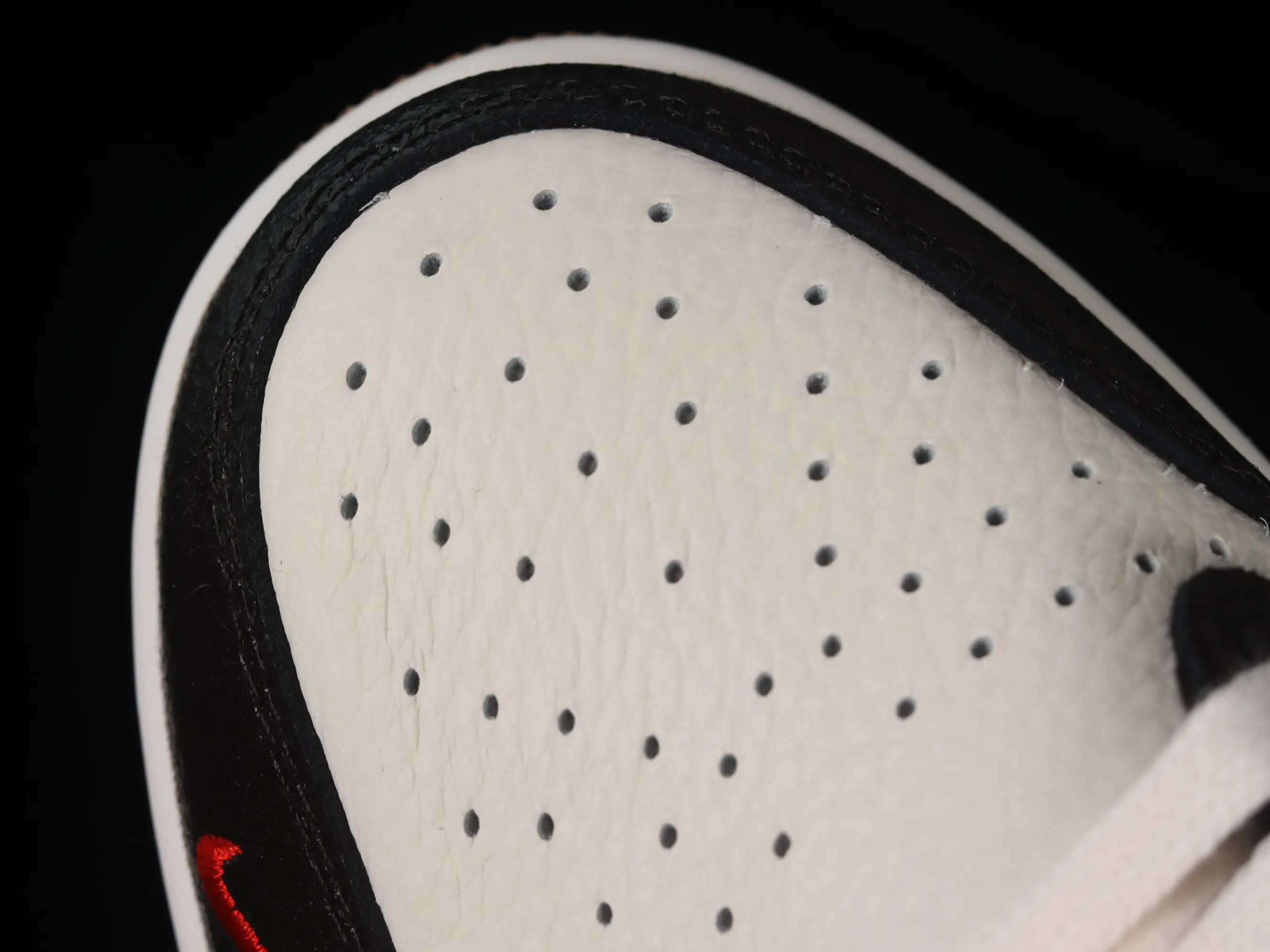 All categories Air Jordan Jordan series basketball shoes Air Jordan 1 Low Z version Air Jordan 1 Low AJ1 Joe 1 black and white red burst pattern low-top cultural basketball shoes DZ0798-108